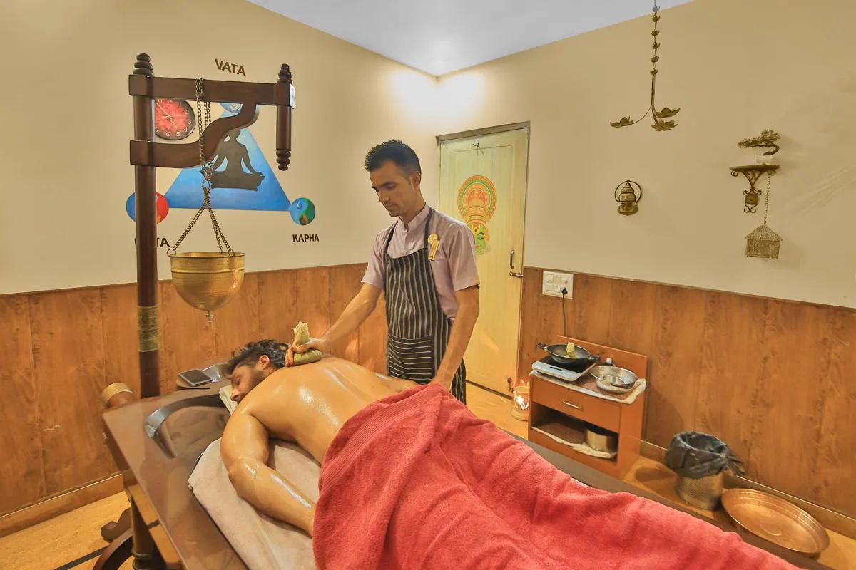 top-rated-ayurveda-panchakarma-clinic-retreat-in-rishikesh-kerala-goa-india-veda51749467907.webp