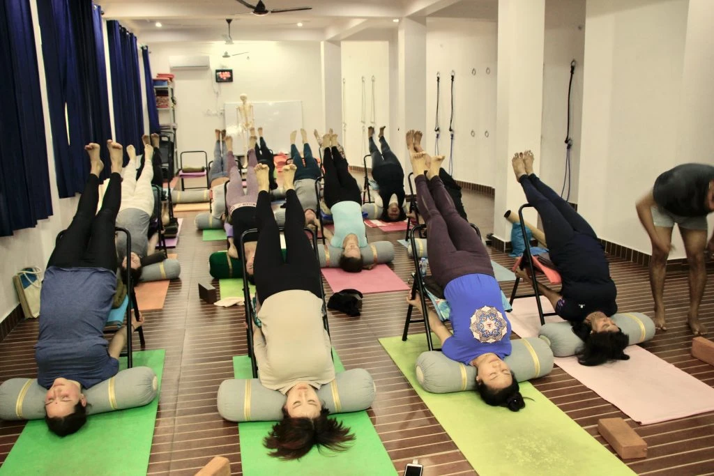 200 Hrs Yoga Teacher Training Course in Rishikesh By Om Yoga Academy6.webp