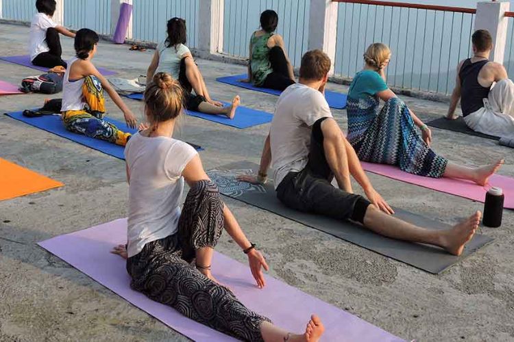 300-hour-yoga-teacher-training-centre-in-india.jpg