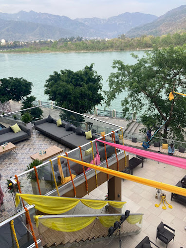 modi yoga retreat 101750762796.jpg