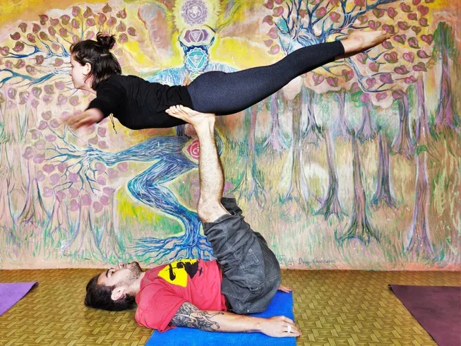 om yoga ashram 441754484863.webp
