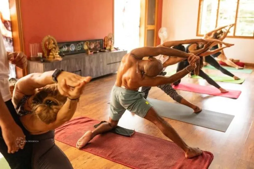 nirvana yoga shala 131758281536.webp
