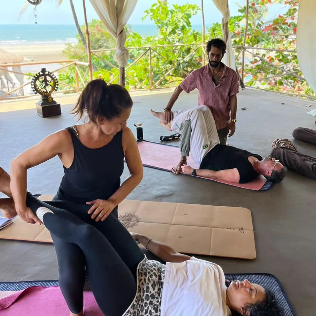 yin yoga therapy training31766580965.webp